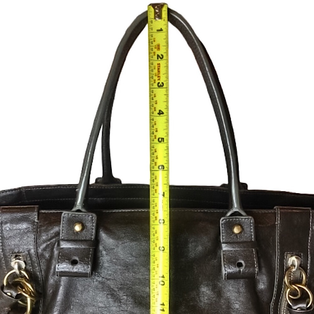 CHLOE ECLIPSE Logo Chocolate Brown Shoulder Bag with Exterior Zipper Pockets - Picture 10 of 16